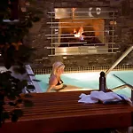 Banff Aspen Lodge 